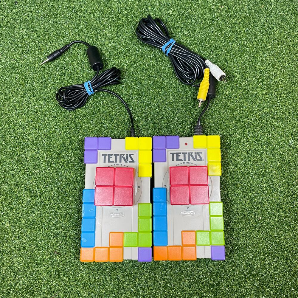 Radica Tetris 2 Player TV Plug and Play Game 2 Controllers